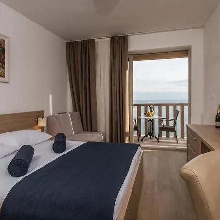 Poseidon The 4* Budva